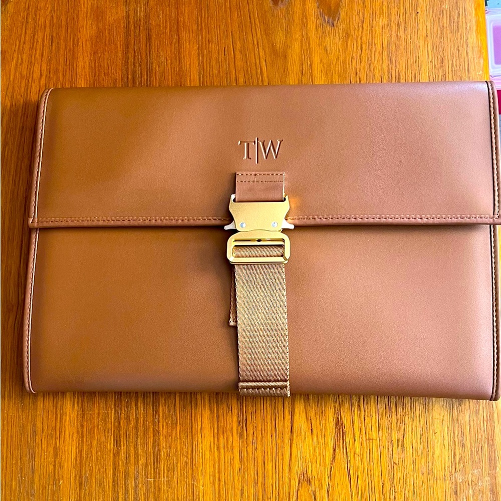 Thomas & Wynter Ginger Brown Vegan Leather Laptop Portfolio Bag